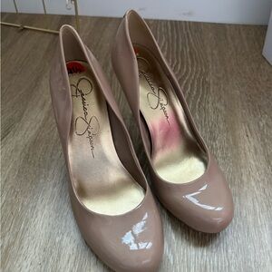 Jessica Simpson Pumps